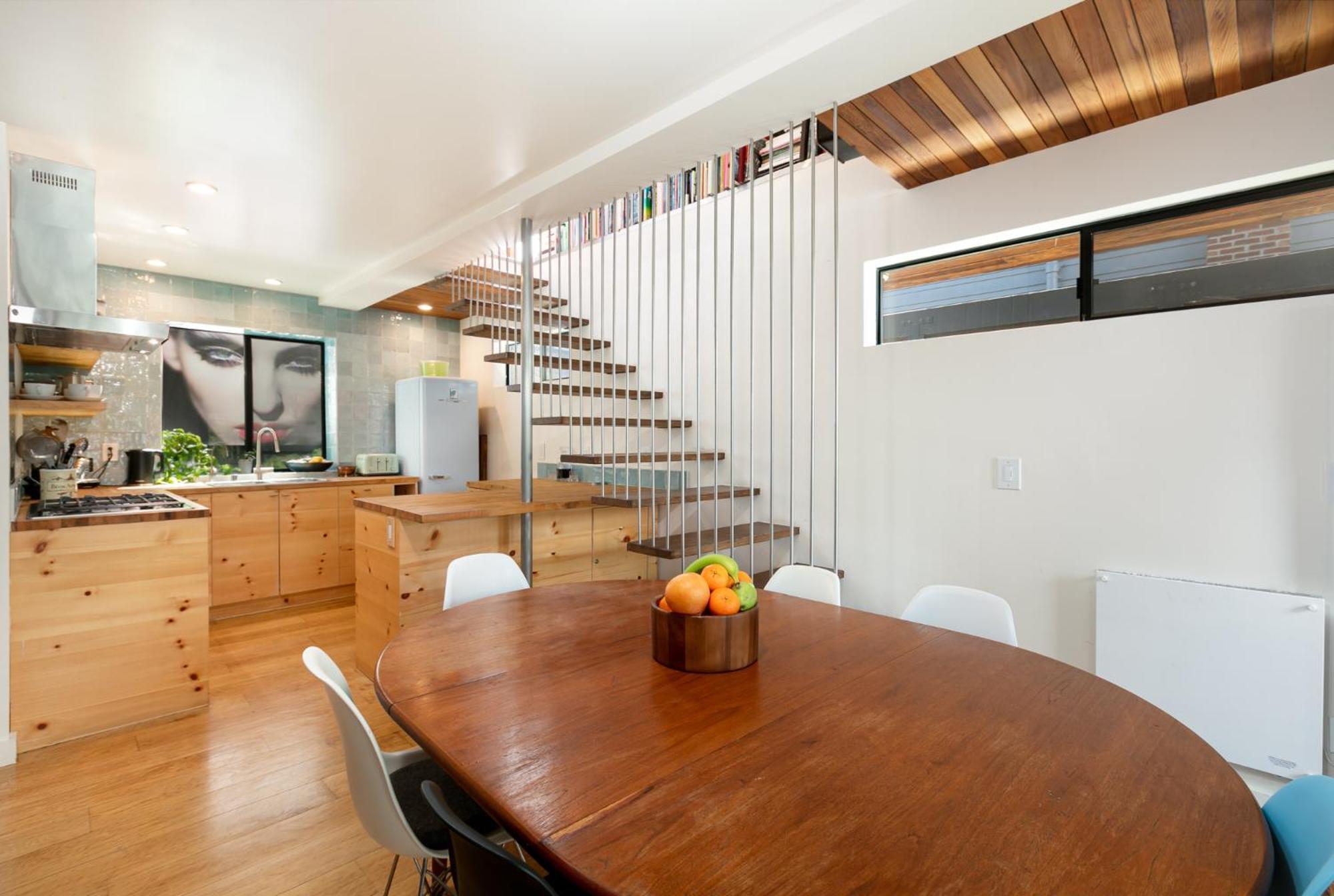 Venice Beach Studio With Large Private Patio Steps To The Beach لوس أنجلوس المظهر الخارجي الصورة