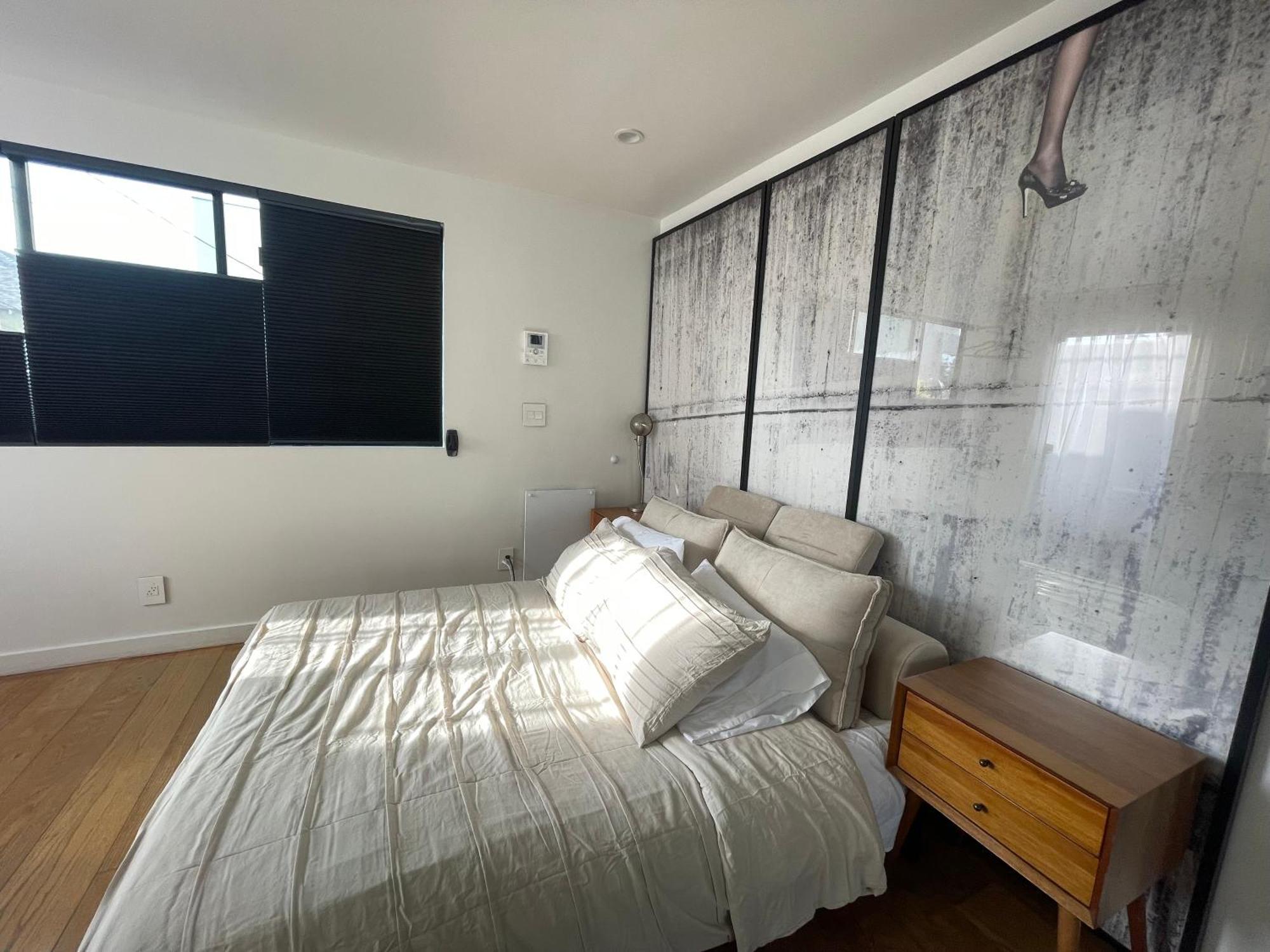 Venice Beach Studio With Large Private Patio Steps To The Beach لوس أنجلوس المظهر الخارجي الصورة