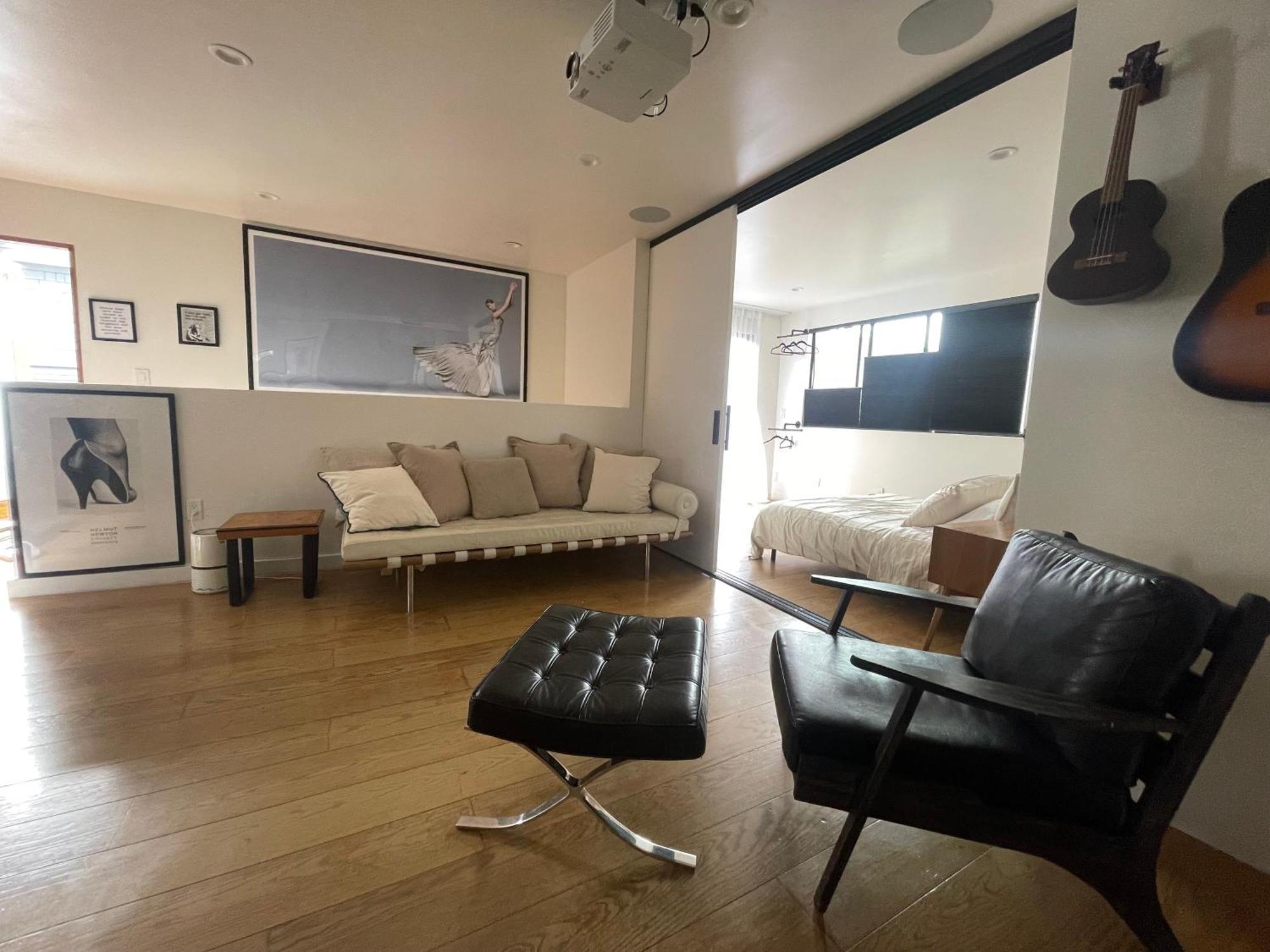 Venice Beach Studio With Large Private Patio Steps To The Beach لوس أنجلوس المظهر الخارجي الصورة